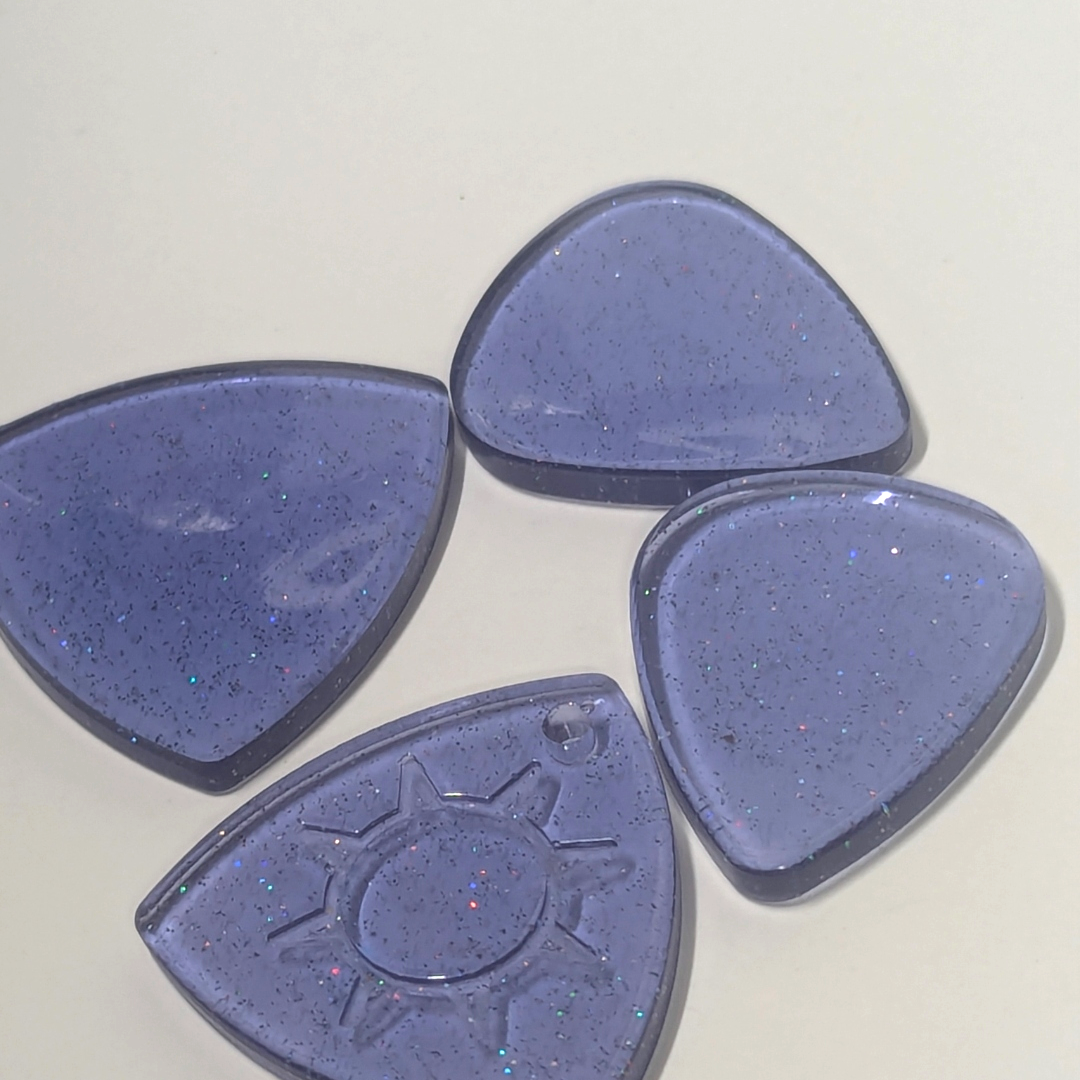 Lavender Glitter Resin Guitar Picks – Sun Motif Tri-Cut Set