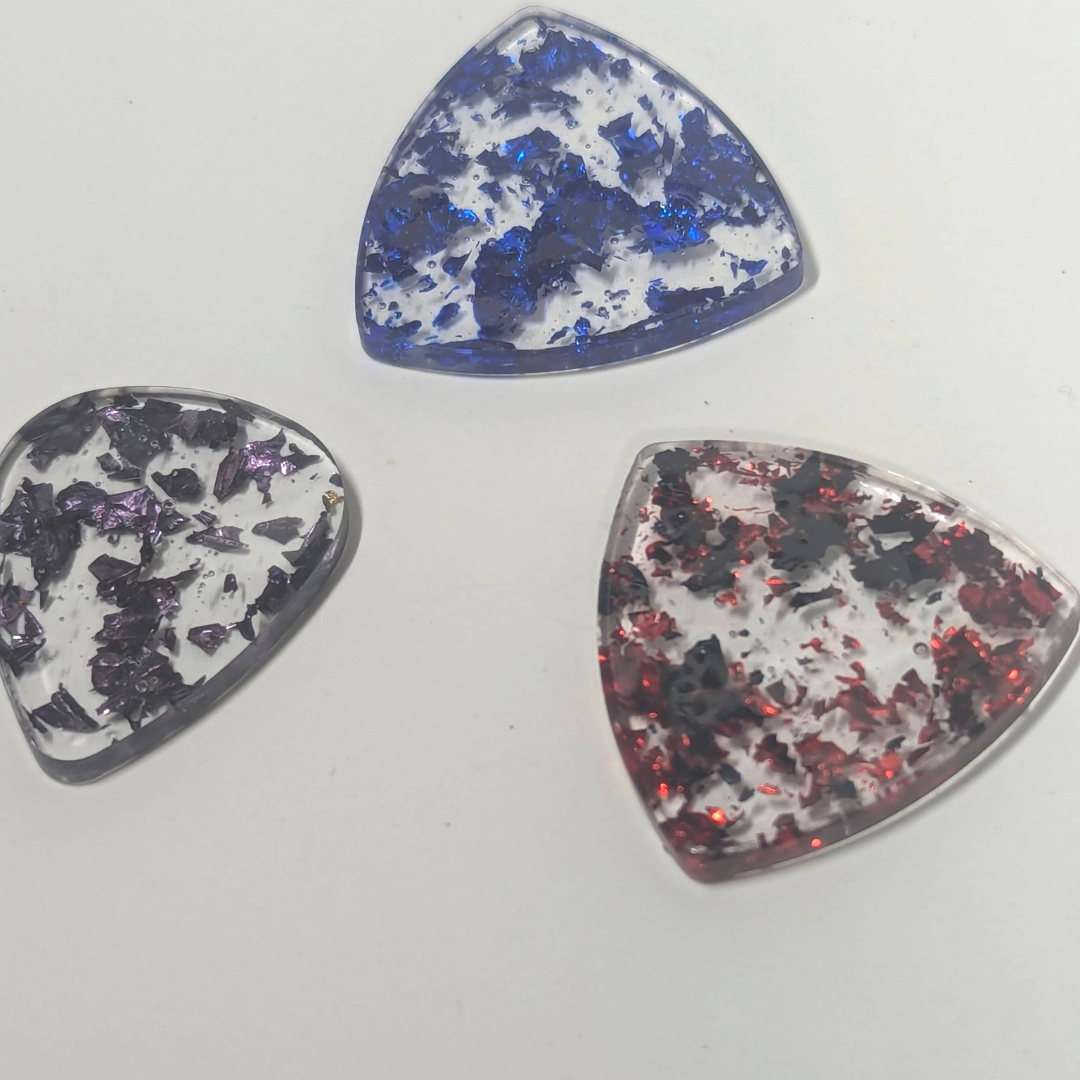 Handmade Resin Guitar Picks – Tri-Cut Glitter Set