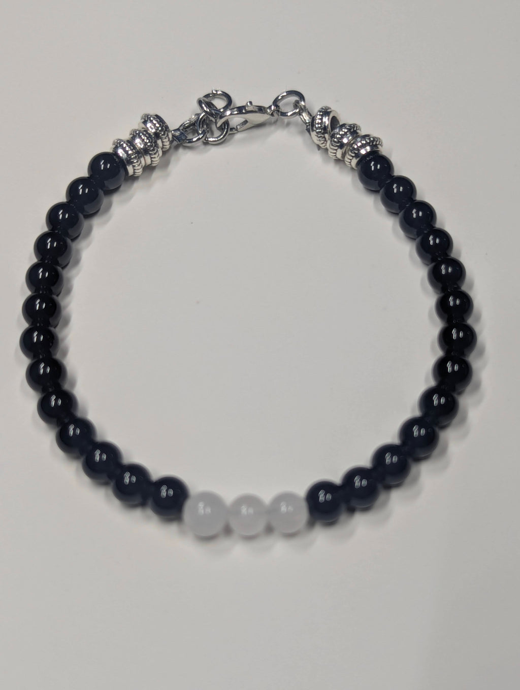 Shadow & Moonlight Black and White Glass Bead Bracelet