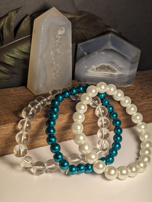 stretch bracelet teal white clear